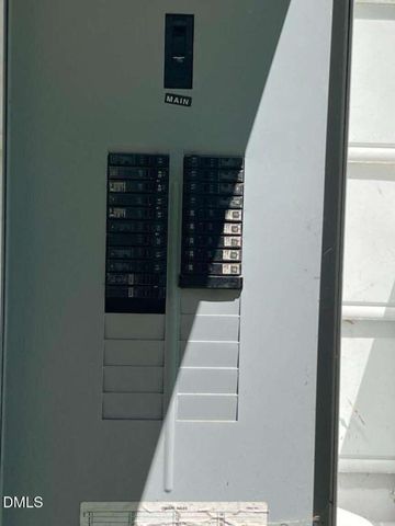 10 Bentwood Place, Durham, NC 27703