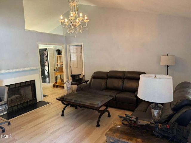 10 Bentwood Place, Durham, NC 27703