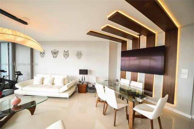 488 NE 18th St 1000, Miami, FL 33132