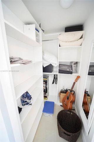 488 NE 18th St 1000, Miami, FL 33132