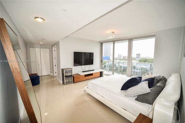 488 NE 18th St 1000, Miami, FL 33132