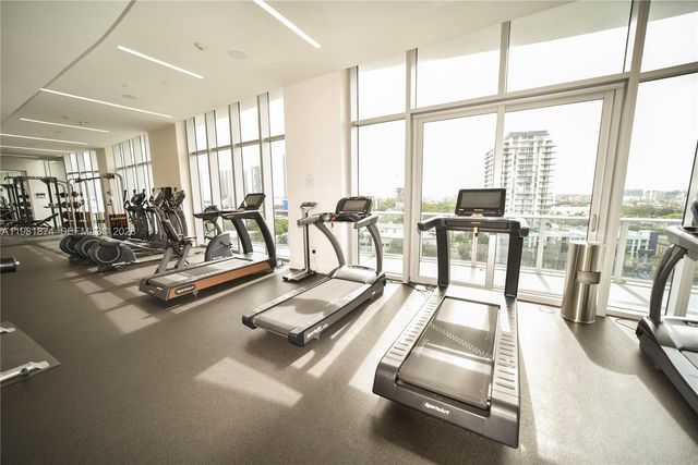 488 NE 18th St 1000, Miami, FL 33132