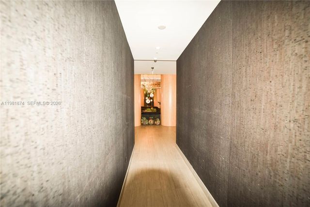 488 NE 18th St 1000, Miami, FL 33132