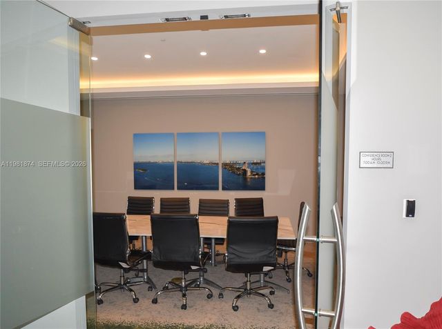 488 NE 18th St 1000, Miami, FL 33132