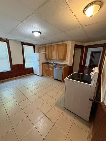 14 Perkins Street 2, Worcester, MA 01605