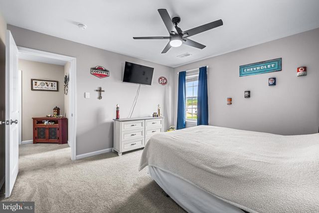 4300 BRENT DR, Spring Grove, PA 17362