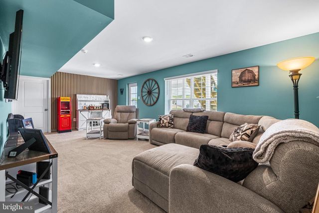 4300 BRENT DR, Spring Grove, PA 17362