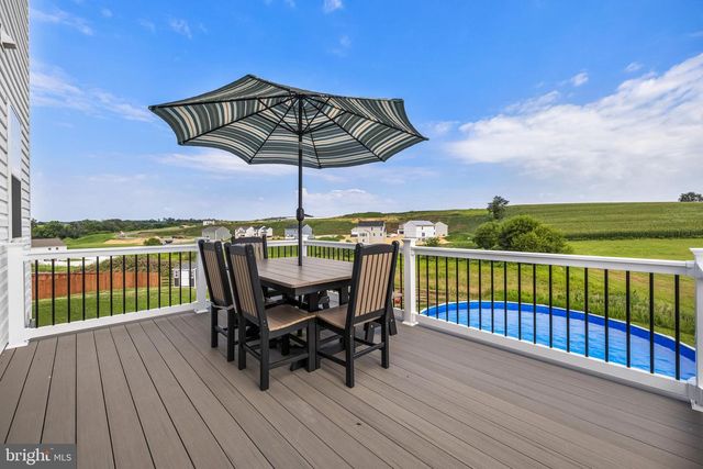 4300 BRENT DR, Spring Grove, PA 17362