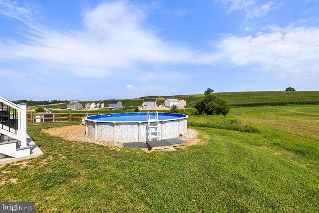 4300 BRENT DR, Spring Grove, PA 17362