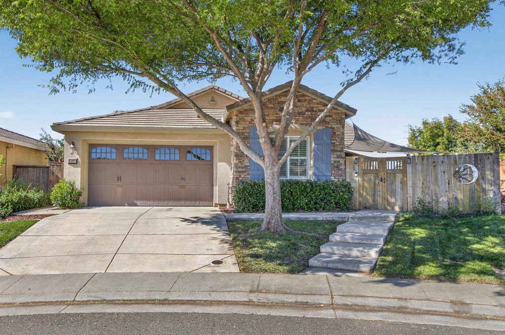 12327 El Portal Way, Rancho Cordova, CA 95742