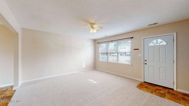 88 Century Court, Swansboro, NC 28584