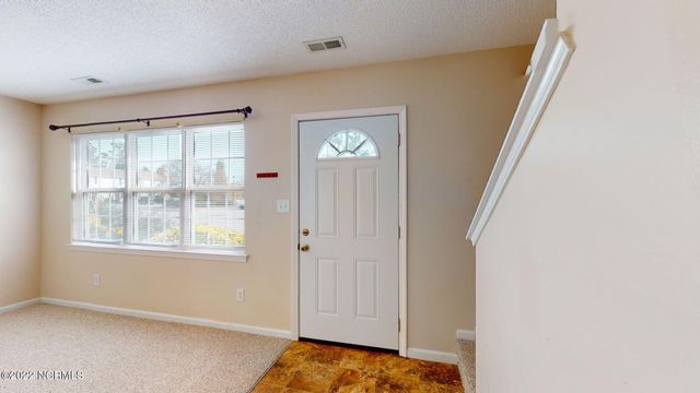 88 Century Court, Swansboro, NC 28584
