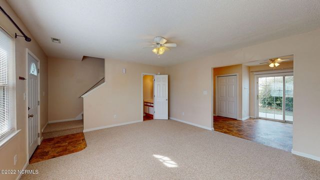 88 Century Court, Swansboro, NC 28584