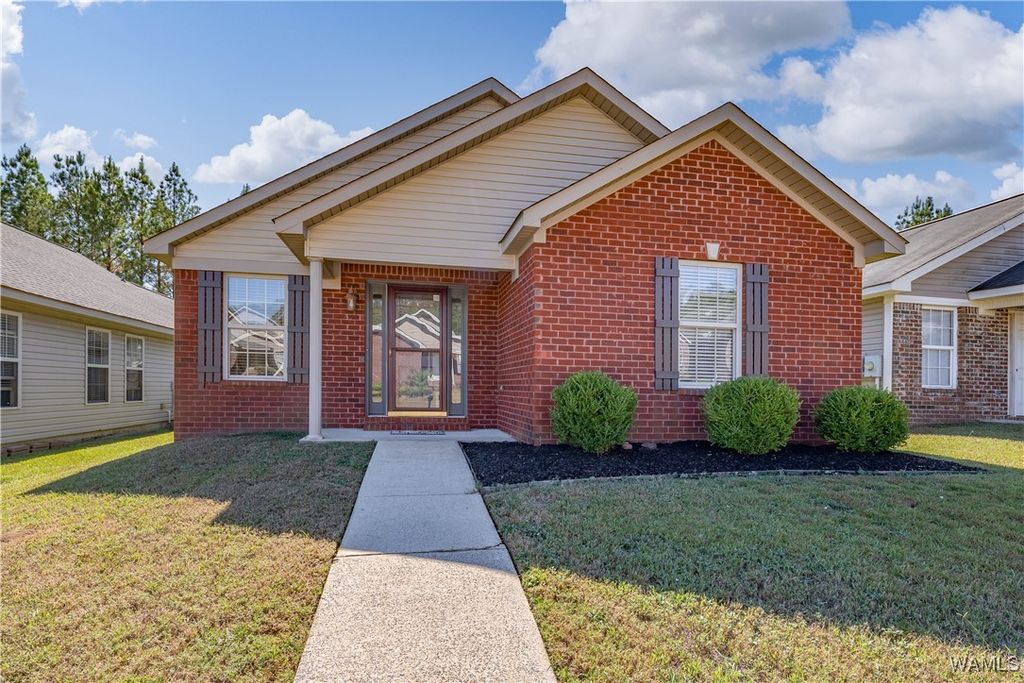 7615 Thompsons, Northport, AL 35473