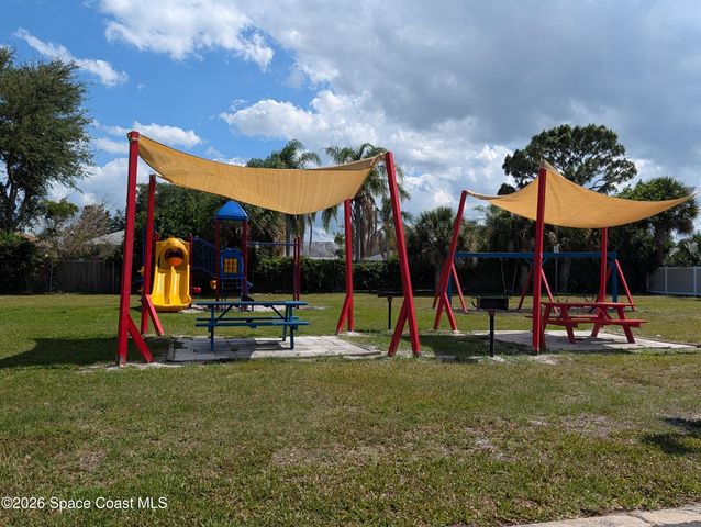 217 Bristol Lane, Melbourne, FL 32935
