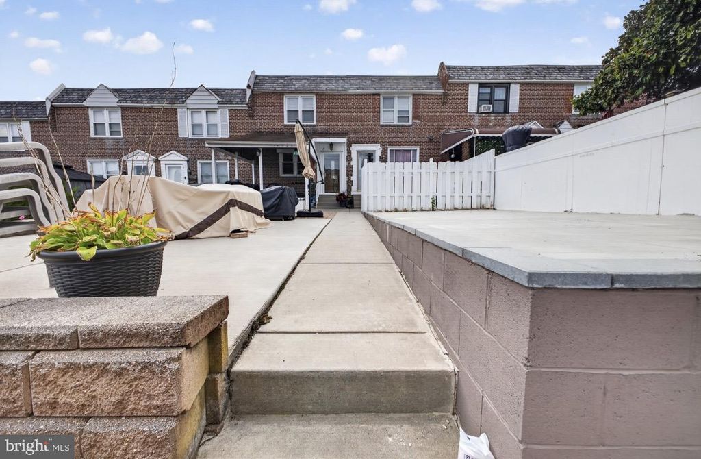 1362 PENNINGTON RD, PHILADELPHIA, PA 19151 — photo 2