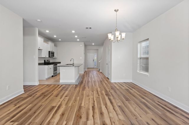 4203 W Bayou Maison Circle, Dickinson, TX 77539