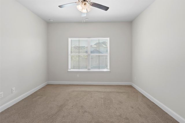 4203 W Bayou Maison Circle, Dickinson, TX 77539