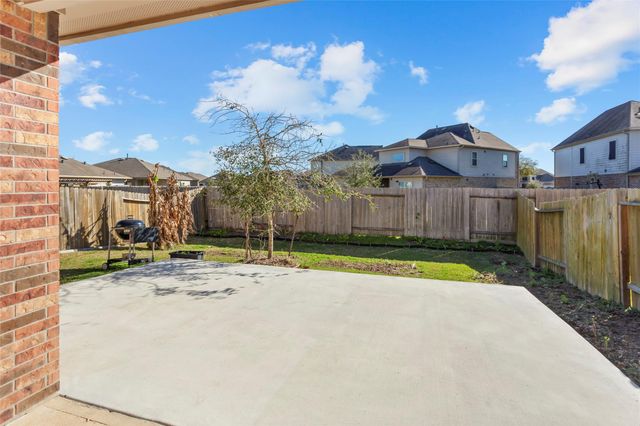 4203 W Bayou Maison Circle, Dickinson, TX 77539