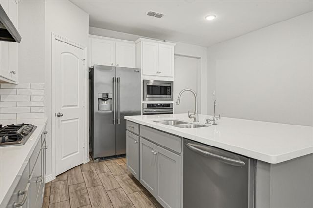 1835 Smithers Landing Drive, Richmond, TX 77469