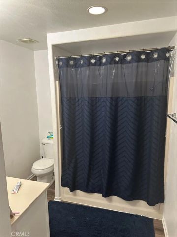 220 W Walnut B, Rialto, CA 92376