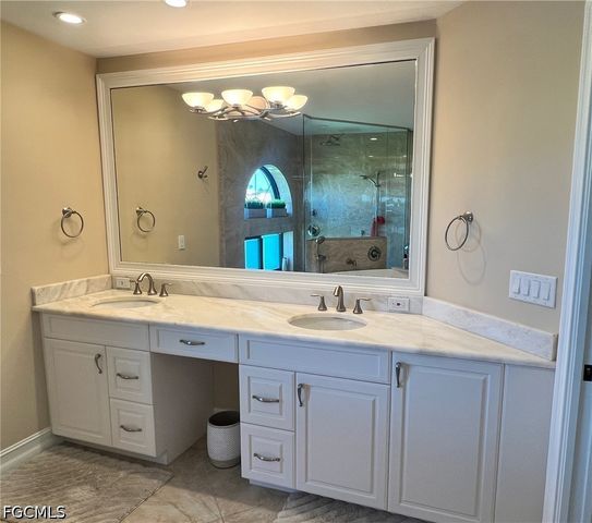 619 Beachwalk CIR I201, Naples, FL 34108