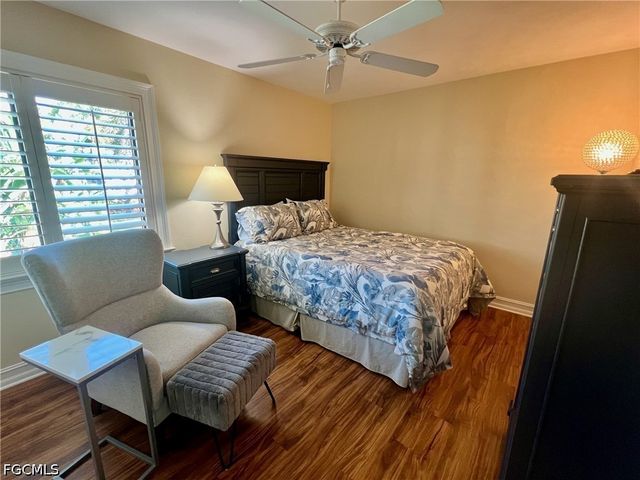 619 Beachwalk CIR I201, Naples, FL 34108