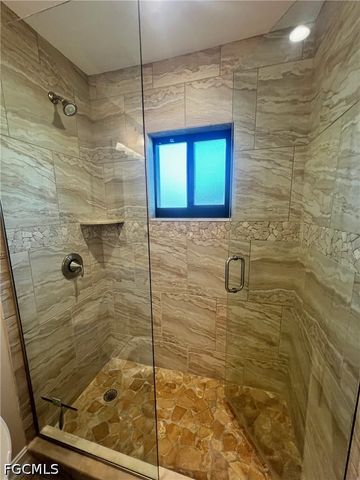 619 Beachwalk CIR I201, Naples, FL 34108