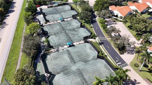 619 Beachwalk CIR I201, Naples, FL 34108