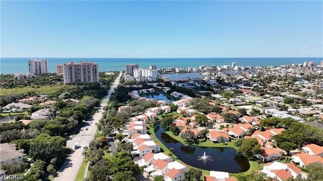 619 Beachwalk CIR I201, Naples, FL 34108