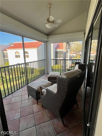 619 Beachwalk CIR I201, Naples, FL 34108