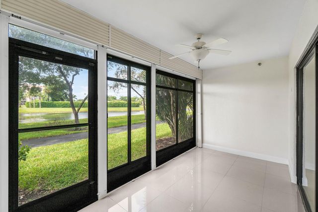 7290 KINGHURST Drive 106, Delray Beach, FL 33446