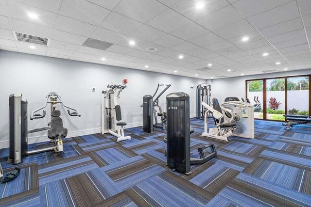 7290 KINGHURST Drive 106, Delray Beach, FL 33446