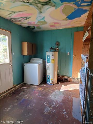 2887 Ivan, Harrison, MI 48625