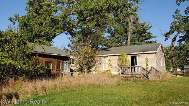 2887 Ivan, Harrison, MI 48625