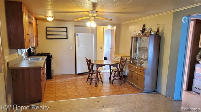 2887 Ivan, Harrison, MI 48625