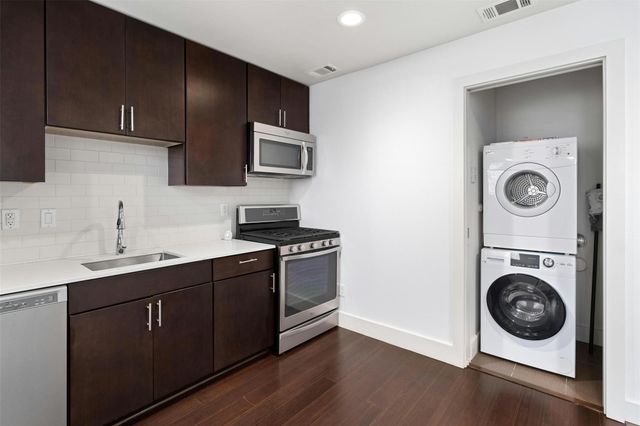 1603 Enfield RD 301, Austin, TX 78703