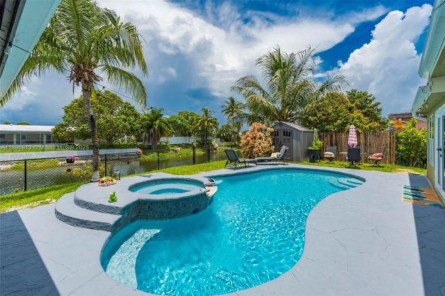 2239 NW 65th Ave, Margate, FL 33063
