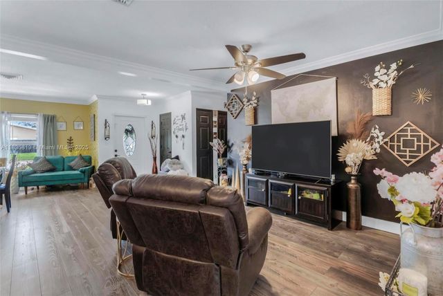 2239 NW 65th Ave, Margate, FL 33063