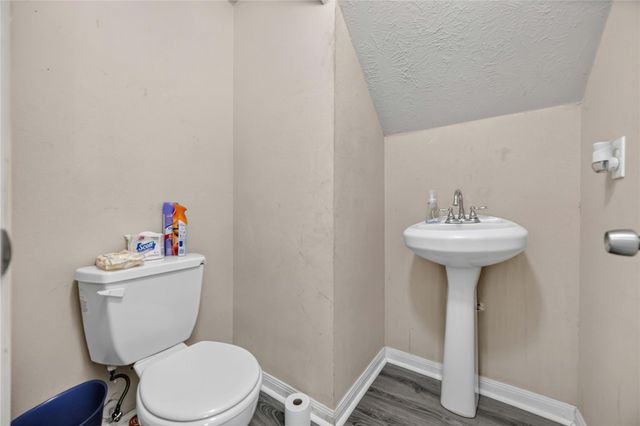 7436 Harlem Street, Baytown, TX 77521