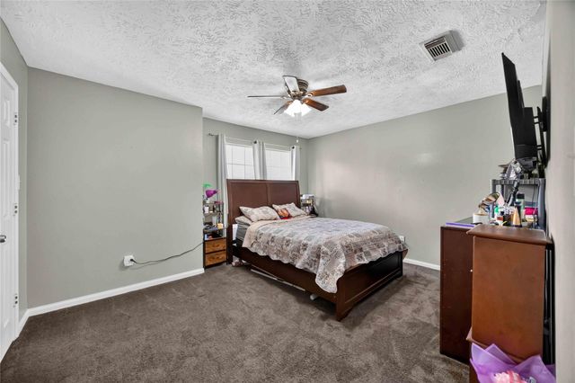 7436 Harlem Street, Baytown, TX 77521
