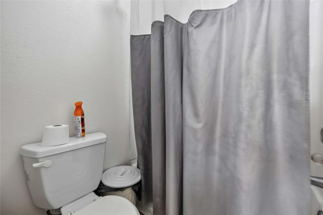 7436 Harlem Street, Baytown, TX 77521