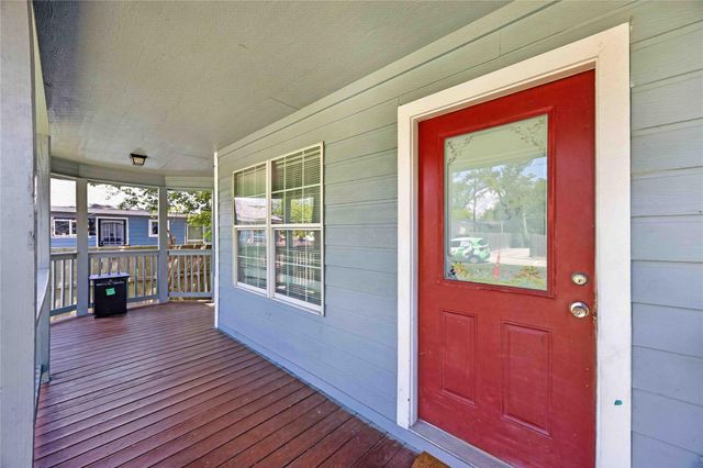 7436 Harlem Street, Baytown, TX 77521