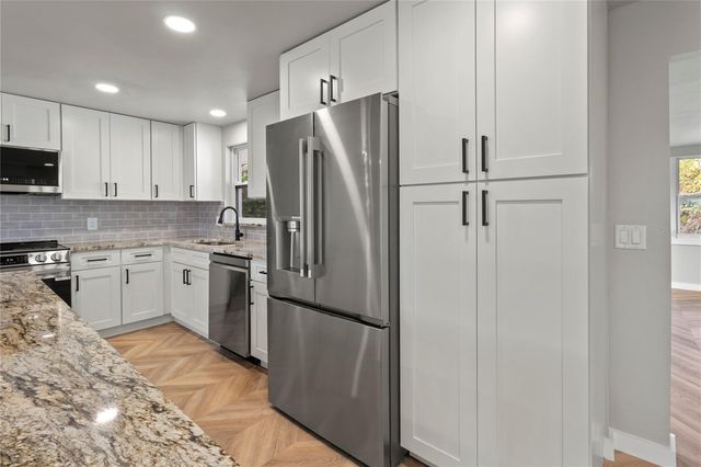 510 69TH STREET, Holmes Beach, FL 34217