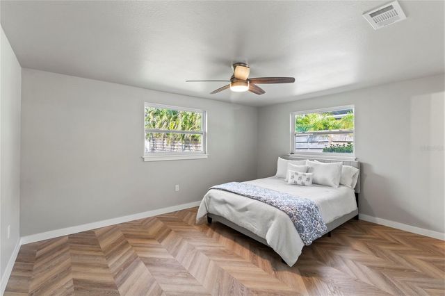 510 69TH STREET, Holmes Beach, FL 34217