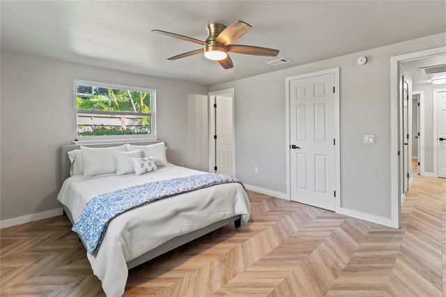 510 69TH STREET, Holmes Beach, FL 34217