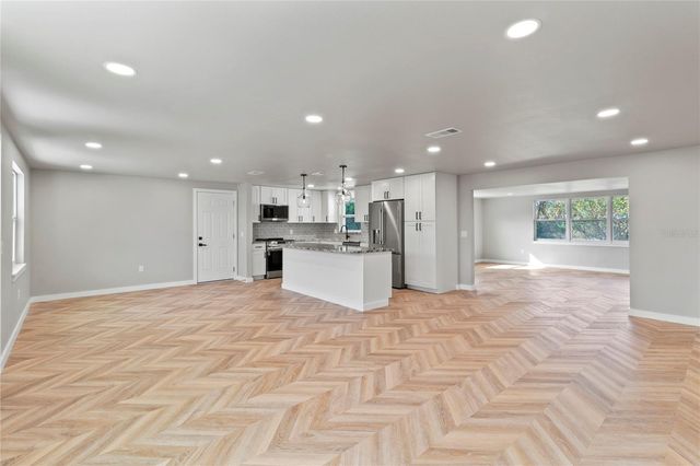 510 69TH STREET, Holmes Beach, FL 34217