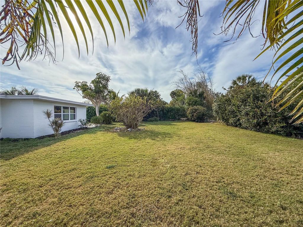 510 69TH STREET, HOLMES BEACH, FL 34217 — photo 4