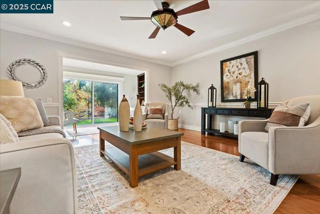 1857 Golden Rain Rd Unit 2, Walnut Creek, CA 94595