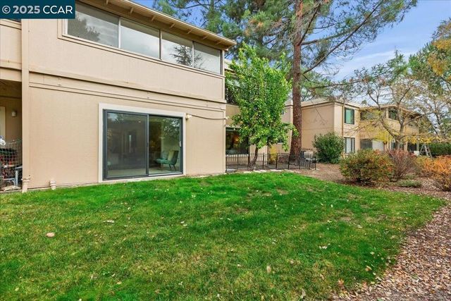 1857 Golden Rain Rd Unit 2, Walnut Creek, CA 94595